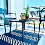 Forest View Apartment